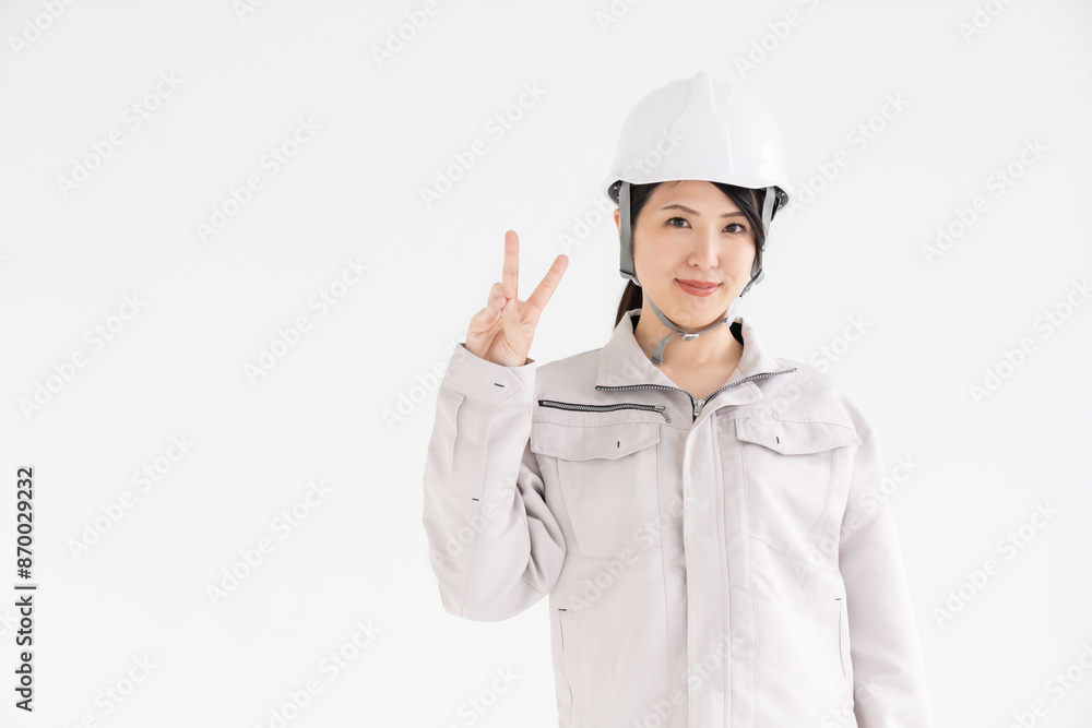 作業着姿の女性 作業着姿の女性
