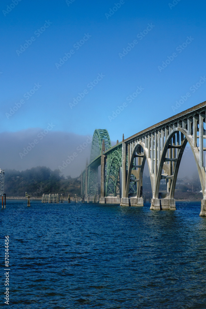 Naklejka premium city harbour bridge