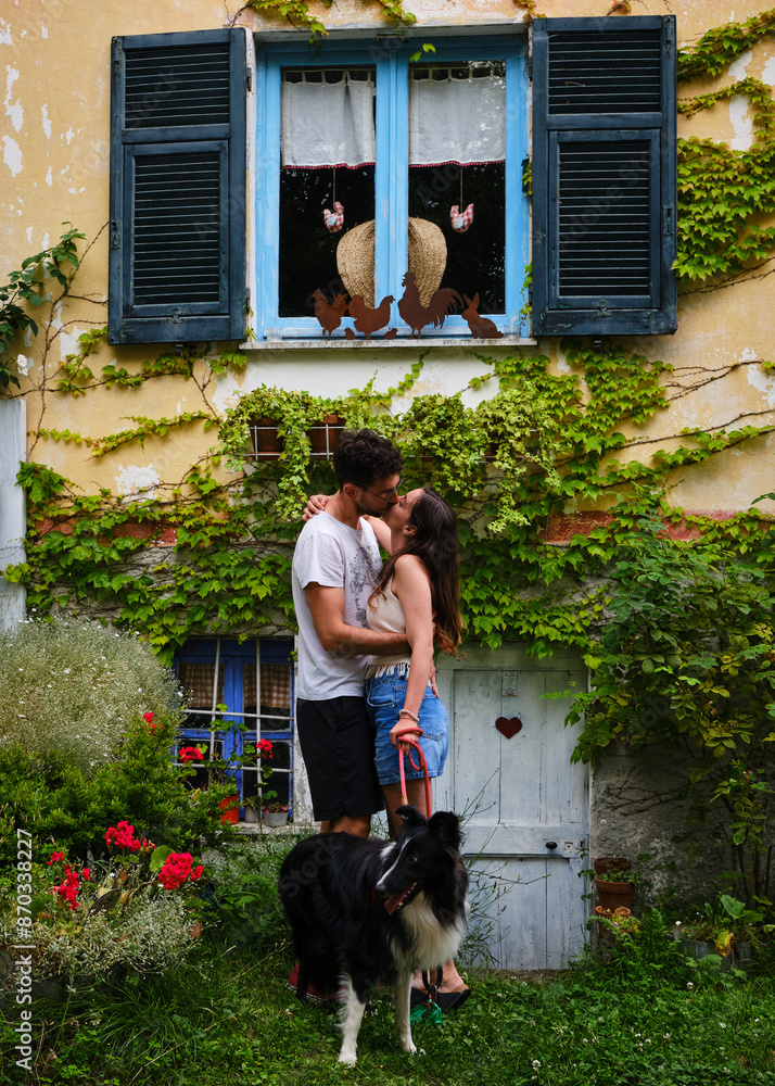 Foto scattata a Vendersi in Val Borbera ad una coppia con il loro cucciolo di border collie.