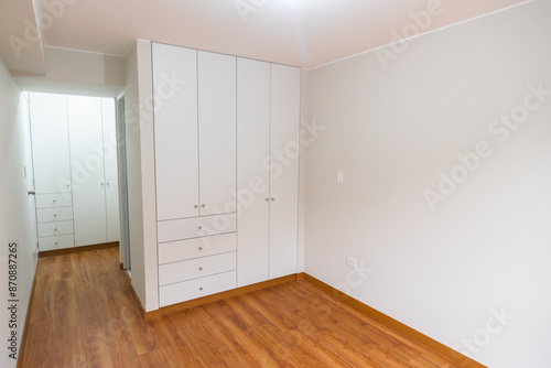 empty room with floor