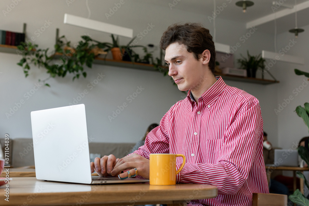 Freelancer is working outside Freelancer is working outside