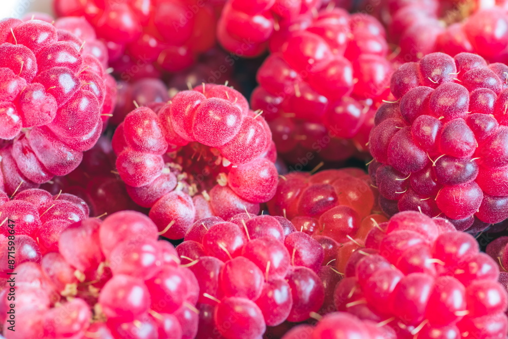 Closeup of vibrant raspberries, a colorful and antioxidantrich f Closeup of vibrant raspberries, a colorful and antioxidantrich f