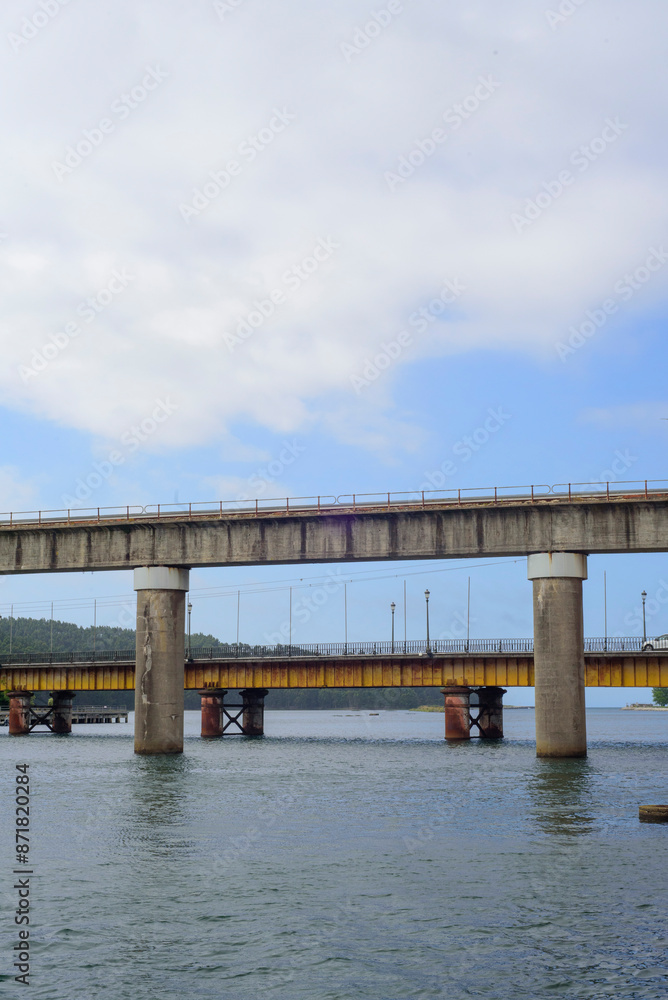 Puentes de hormigón sobre ría en Asturias Puentes de hormigón sobre ría en Asturias