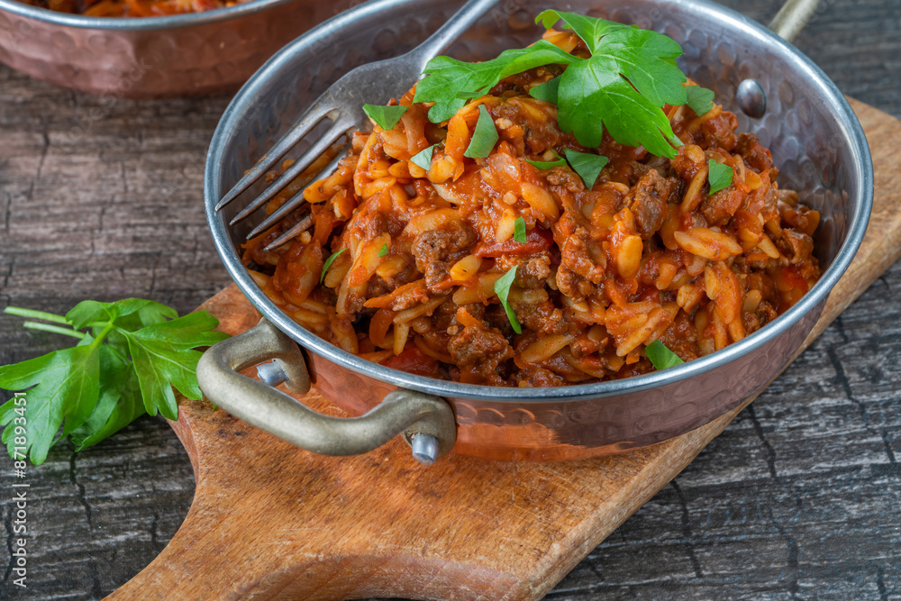 Orzo pasta bolognese with meatless quorn mince Orzo pasta bolognese with meatless quorn mince