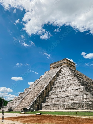 El Castillo or Temple of Kukulkan pyramid, Chichen Itza, Yucatan, Mexico