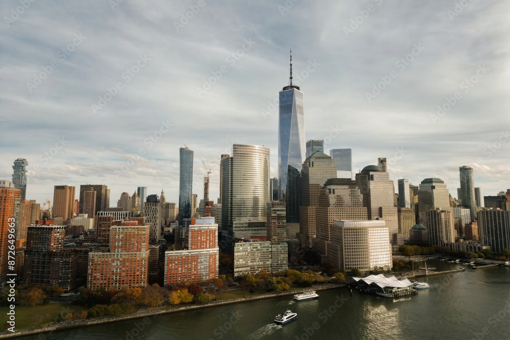 Fototapeta premium New York skyline landmarks skyscrapers. Travel to America. New York, USA. View of Manhattan in New York. New York City, USA midtown Manhattan financial district skyline.