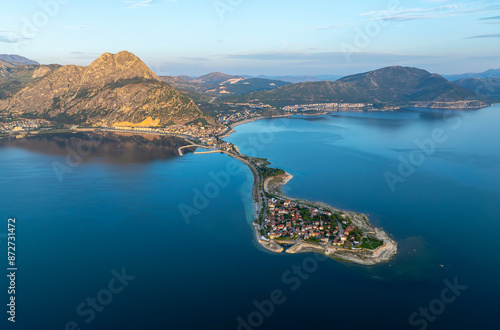Obraz na płótnie Lake Egirdir of Turkey is situated in the Isparta province. It is also known as the 'seven colored lake' due to its daily and seasonal differentiations in its w salonie