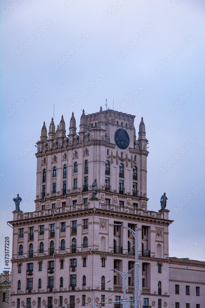 Obraz premium Minsk, Republic of Belarus - July 03, 2024: Gates of Minsk is an architectural complex on the Railway Station in Minsk.