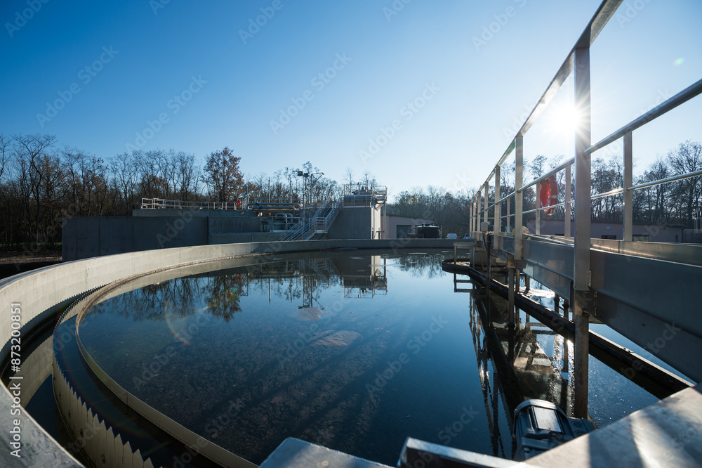 Fotografie Station d'épuration des eaux pour purifier les eaux usées