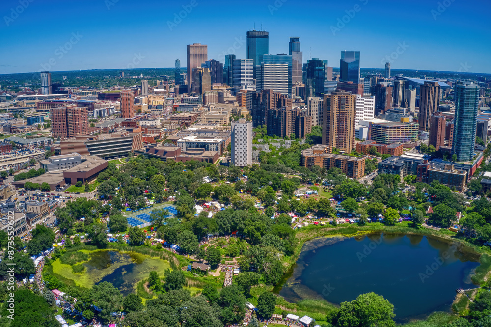 © Jacob - Aerial View of Minneapolis, Minnesota during Summer © Jacob - Aerial View of Minneapolis, Minnesota during Summer