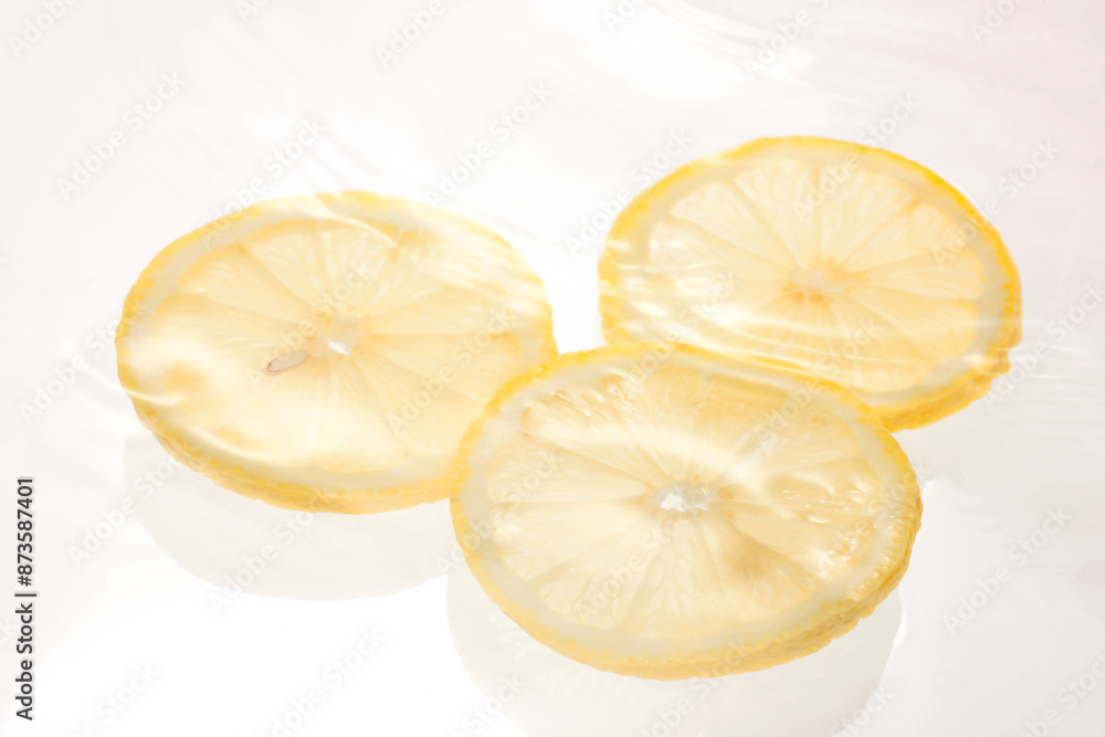 Fresh Lemon Splash
新鮮なレモンスプラッシュ Fresh Lemon Splash
新鮮なレモンスプラッシュ