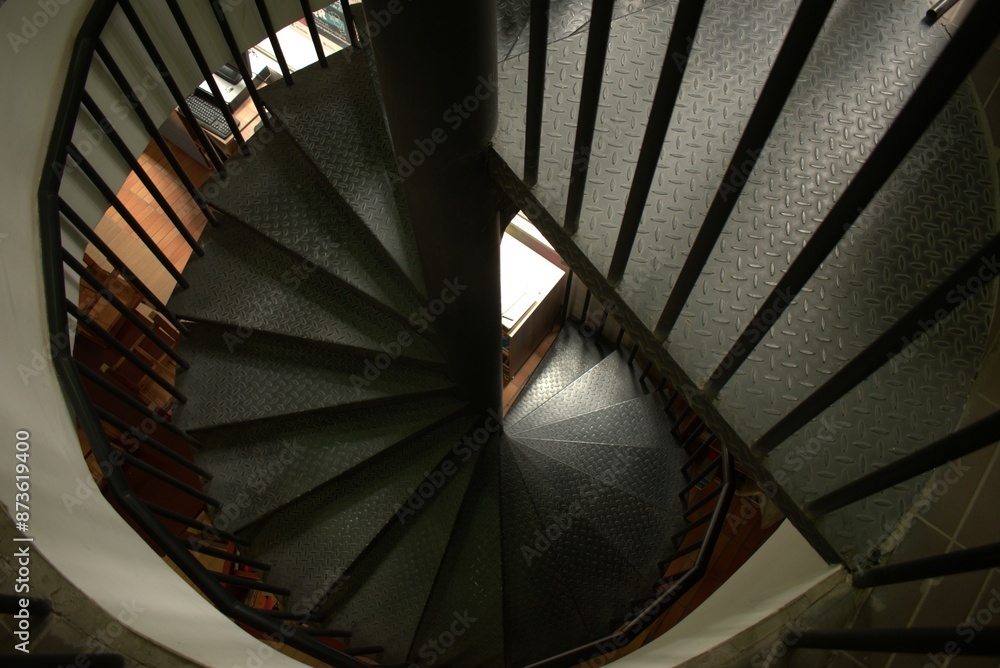 Obraz premium spiral, staircase, stairs, architecture, stair, interior, steps, building, stairway, circle, step, down, circular, light, stone, up, curve, round, wood, spiral staircase, design, railing, handrail, pe