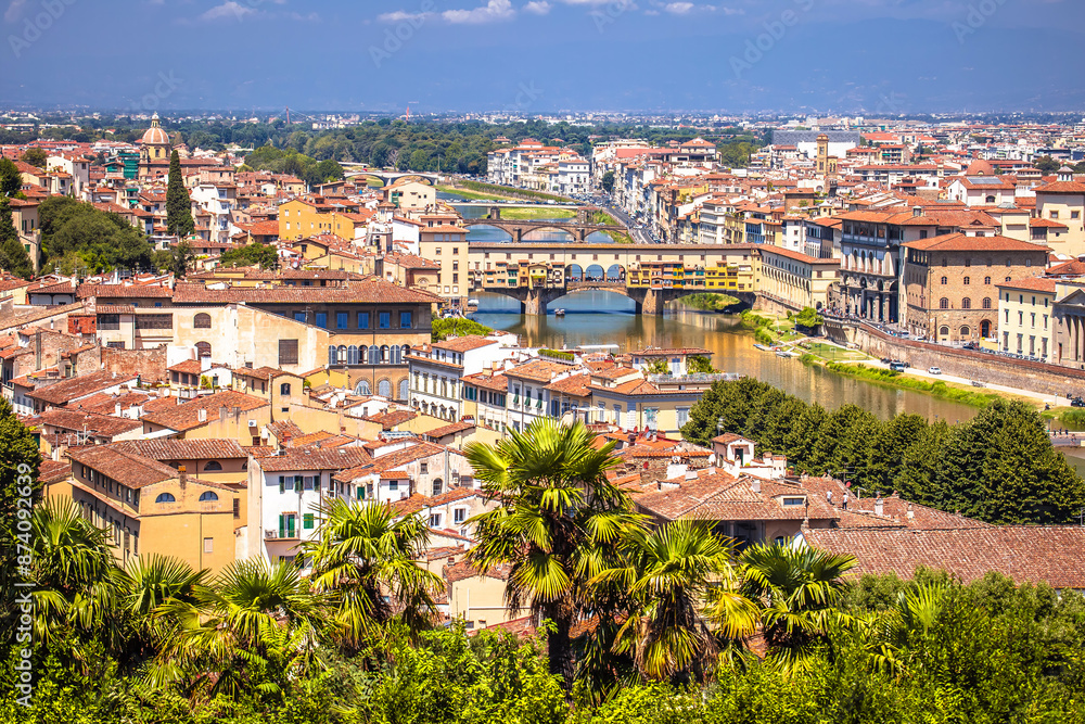 Obraz premium Florence city Arno river and ponte Vecchio aerial panoramic view