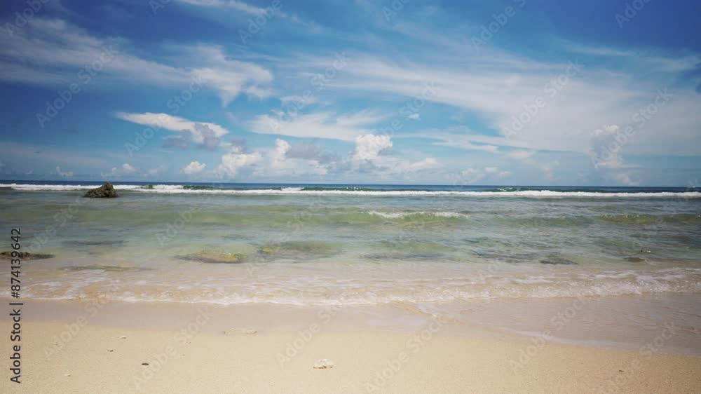 Beautiful beach in Liuqiu island , Taiwan. Beautiful beach in Liuqiu island , Taiwan.