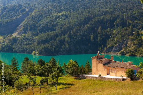 Saint Julien du Verdon, les gorges du verdon, village touristique Français, photographie de voyage, tourisme, vacances, France photo