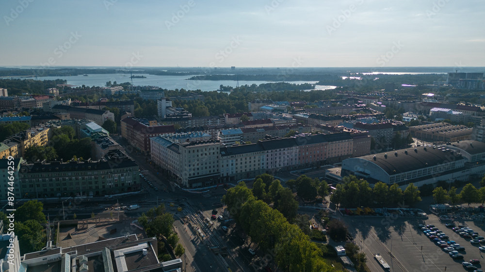 Obraz premium Helsinki city capital fo Finland. These drone photos capture the beautiful city of Helsinki from the sky, showcasing its stunning architecture, vibrant cityscape, and the harmonious blend of modernity