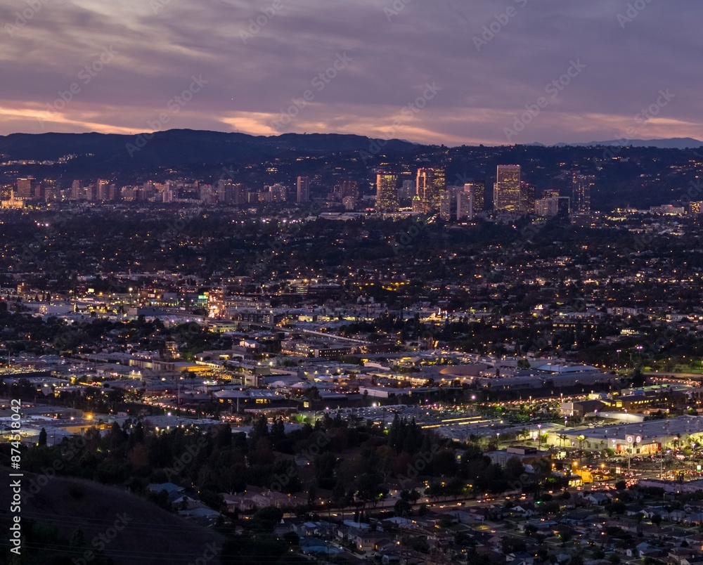 4K Ultra HD Aerial Panoramic Shot of Culver City from Baldwin Vista, Towards Beverly Hills and Hollywood
4K Ultra HD Aerial Panoramic Shot of Culver City from Baldwin Vista, Towards Beverly Hills and Hollywood
