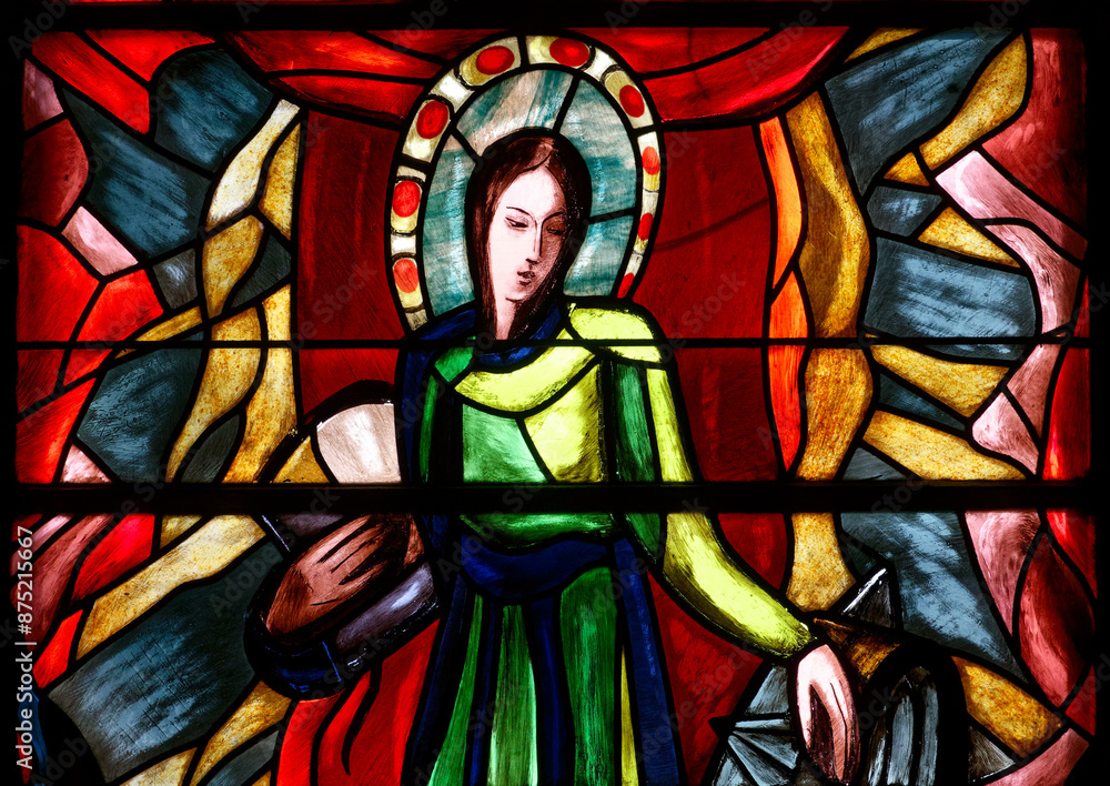 Fototapeta premium Vitrail moderne de Sainte Catherine d'Alexandrie. Modern stained glass window of Saint Catherine of Alexandria.