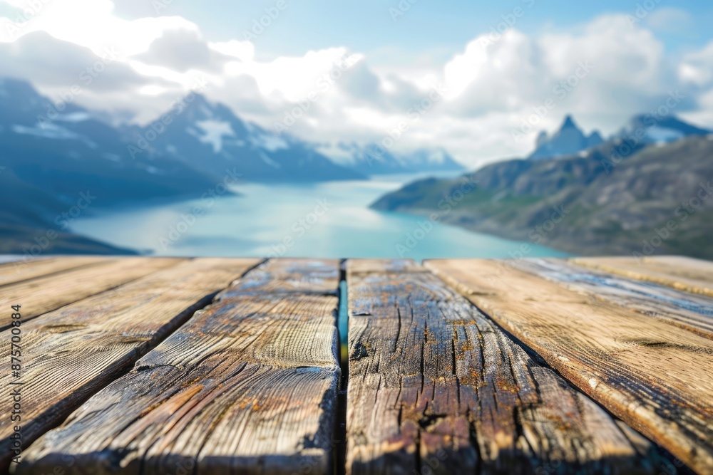 Φωτογραφία The close up picture of the empty table that has made from the wood material and placed near lake and mountain, the river is a natural flowing watercourse that moves water from place to place