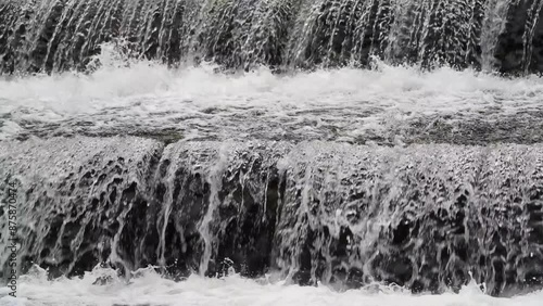 Wehr einer Wasserkraftanlage