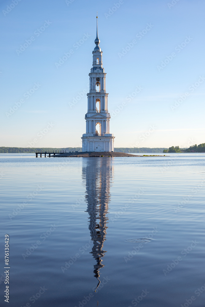 Fototapeta premium Early spring morning at the flooded bell tower of St. Nicholas Cathedral. Kalyazin. Tver region, Russia