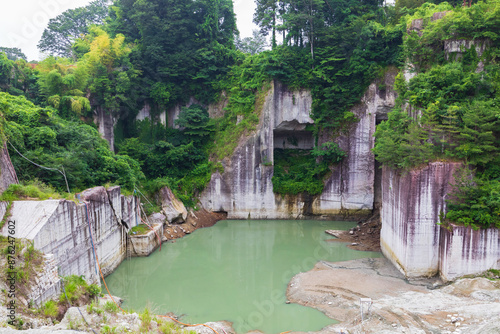 カネホン採石場 photo