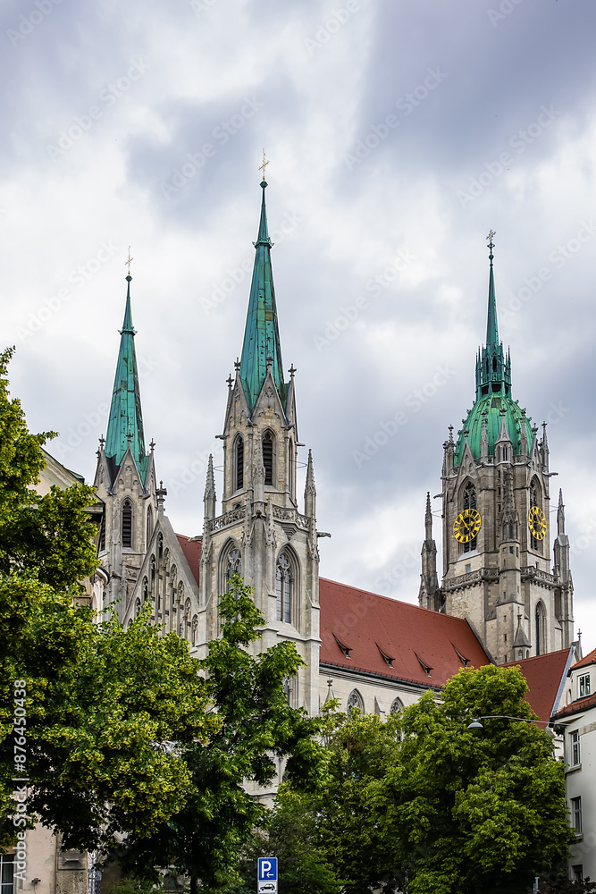 Fototapeta premium Neo-Gothic style St. Paul's Church (Paulskirche) is one of the tallest sacred buildings in Munich. St. Paul Church has a main tower 97 meters high. MUNICH, GERMANY.