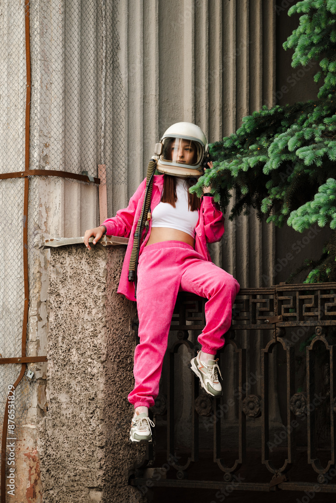 Spacewoman Spacewoman