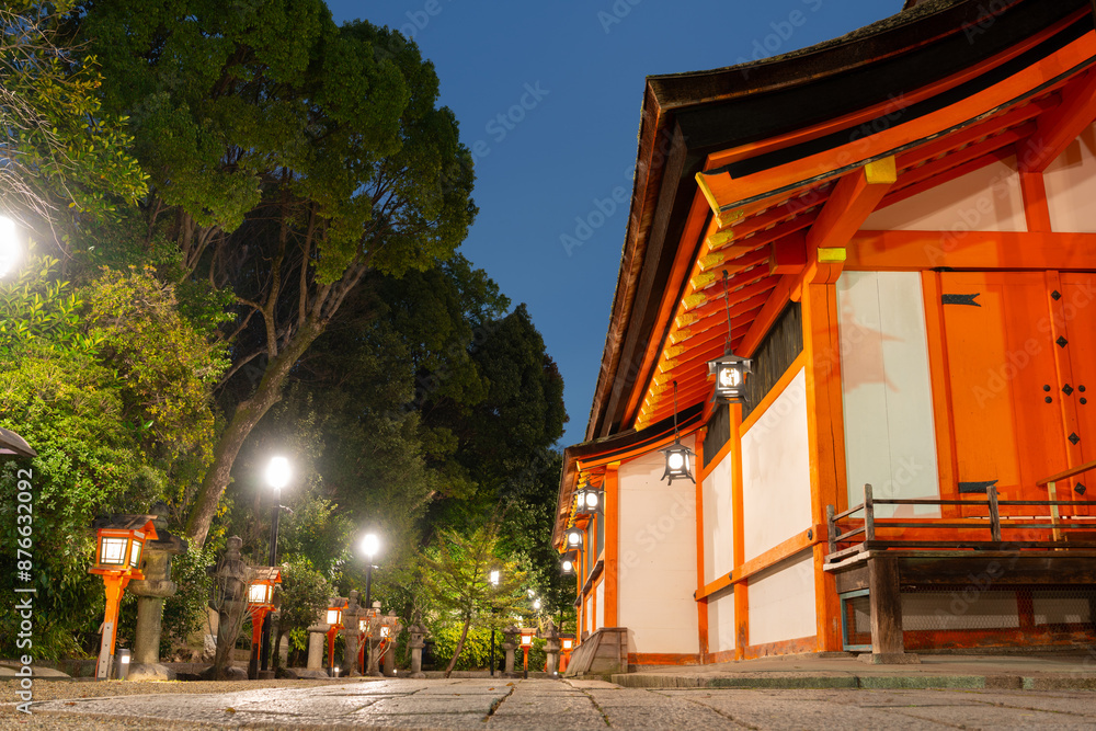 Night view of Gion Yasaka Shrine in Kyoto, Japan