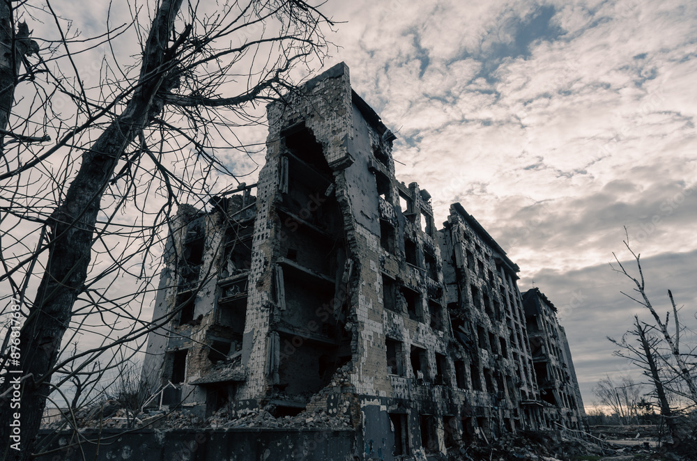 destroyed houses in a city lost in the war in Ukraine destroyed houses in a city lost in the war in Ukraine