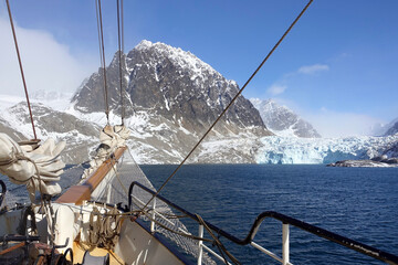 Tableau sur toile  Norway. Svalbard in springtime  © YvonneNederland