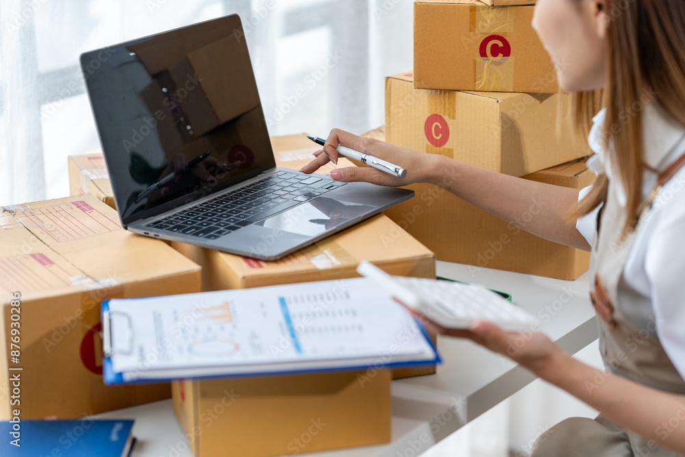 Pretty Asian sme business woman working Custom Ecommerce Packaging leading supplier of custom packaging. create a personalised experience, fast Pretty Asian sme business woman working Custom Ecommerce Packaging leading supplier of custom packaging. create a personalised experience, fast