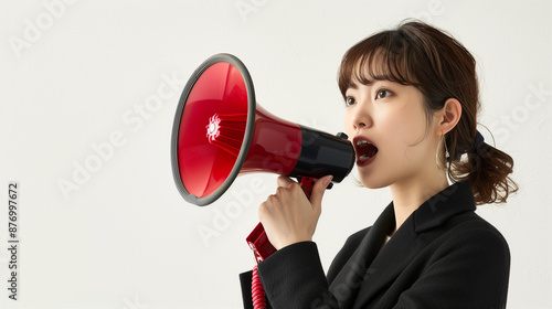 Japanese businesswoman shou...