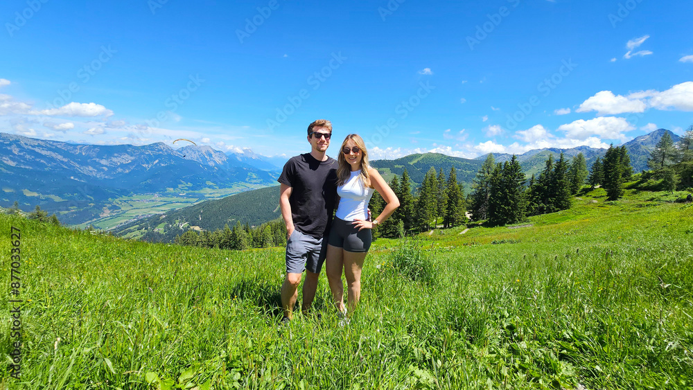 Pärchen in den Alpen