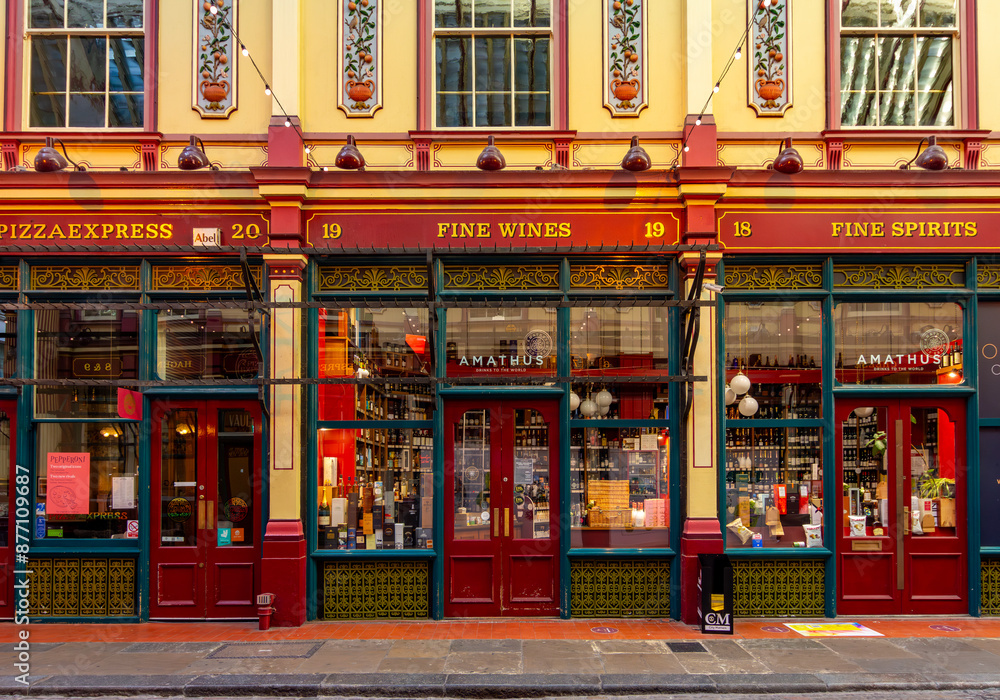 Fototapeta premium Shops in Leadenhall market in City of London, UK