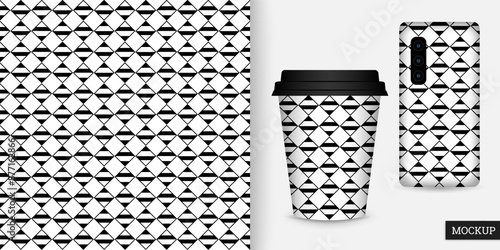 Geometric seamless pattern. Black and white abstract background with geometric shapes. Repeating texture. Monochrome ornament. Vector illustration. Design for textile, paper, wallpaper.