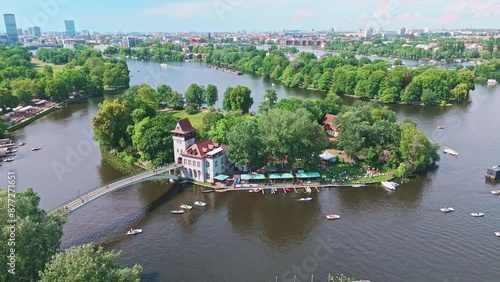 Insel de jungend, treptower park, berlin