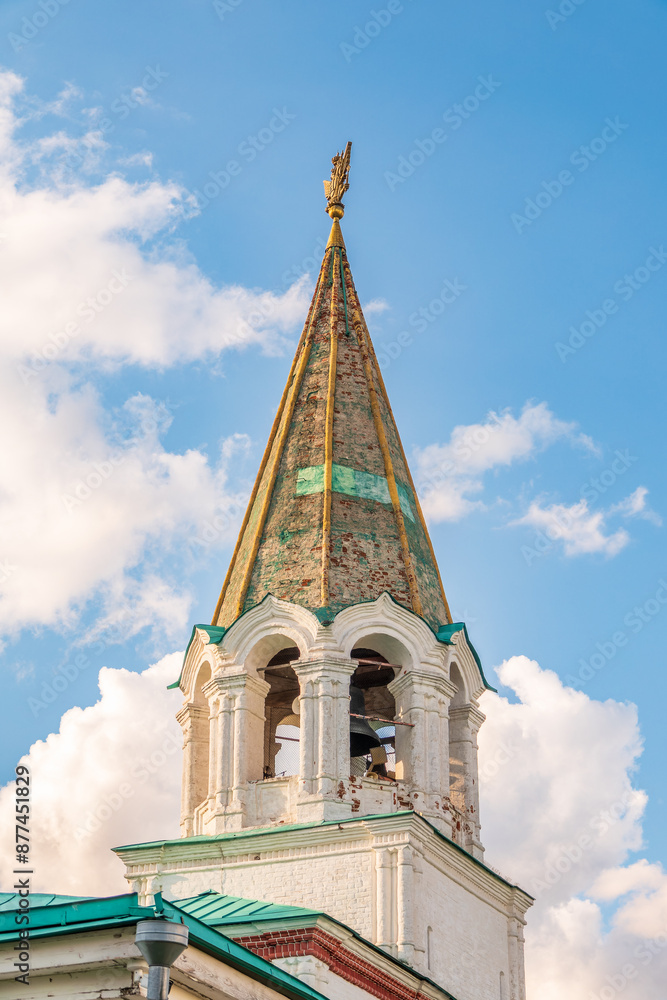 Colonel's chamber, the building of the historical-architectural and natural landscape Museum-reserve Kolomenskoye, Moscow, Russia. Colonel's chamber, the building of the historical-architectural and natural landscape Museum-reserve Kolomenskoye, Moscow, Russia.