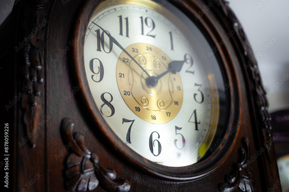 Naklejka premium vintage clock, antique, pendulum swing