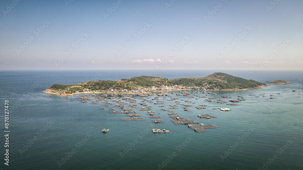 Obraz premium The aerial view of Vietnamese coast