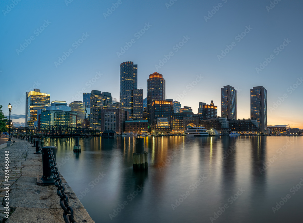 Naklejka premium Boston panoramic view Fan Pier Park, Harbordwalk 