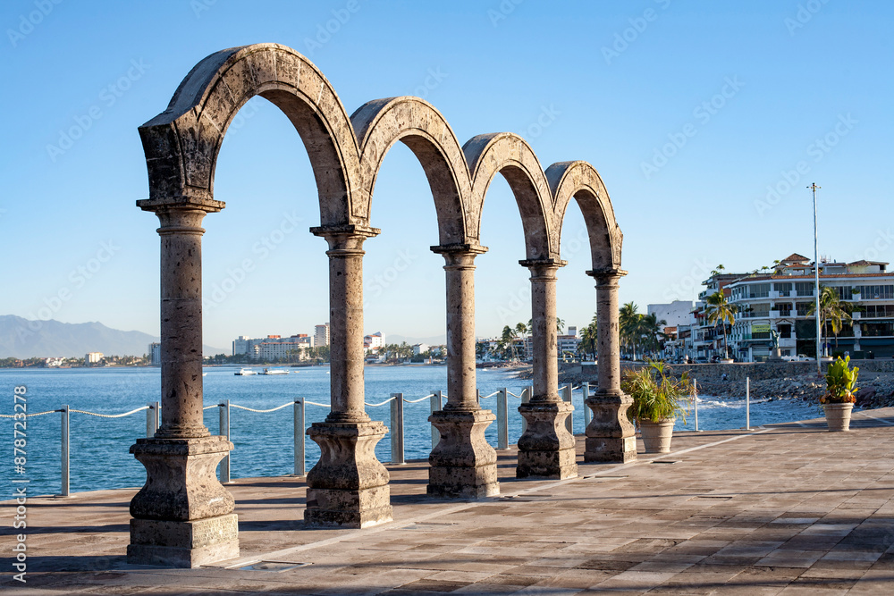 Fototapeta premium Puerto Vallarta Arches (Los Arcos) on the sea promenade (Malecon)