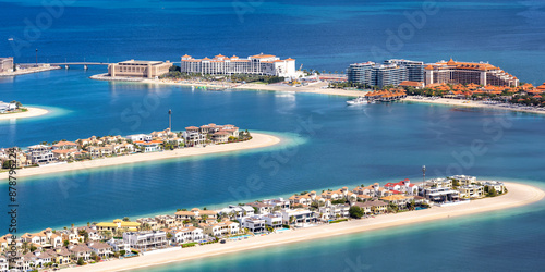 Foto Dubai luxury villas real estate on The Palm Jumeirah panorama artificial island