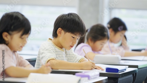 小学校授業風景