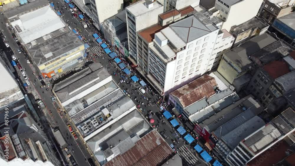 Visão aérea da famosa rua 25 de março na cidade de são paulo, sp, brasil