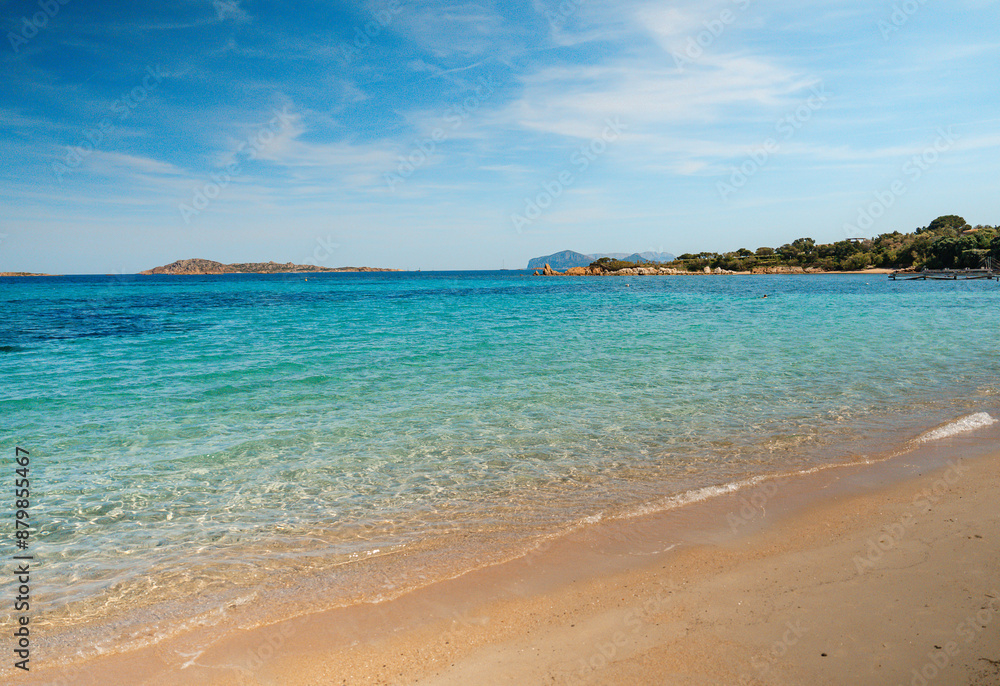 photo with sony a 7iv of capriciole beach on the emerald coast of Sardinia island in Italy photo with sony a 7iv of capriciole beach on the emerald coast of Sardinia island in Italy