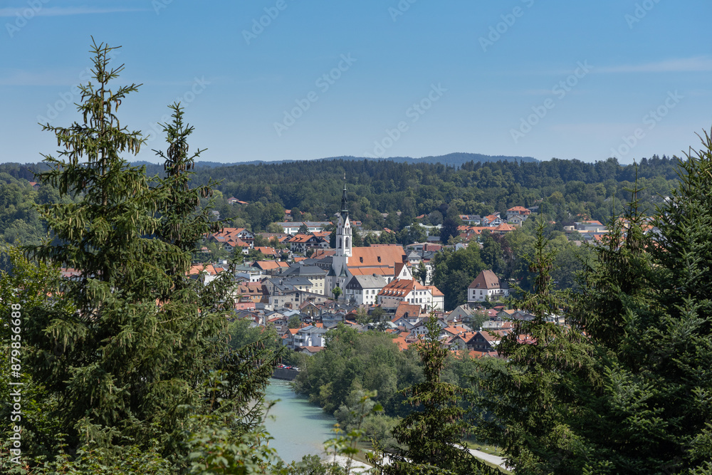 Kirche Mariä Himmelfahrt in der Altstadt von Bad Tölz Kirche Mariä Himmelfahrt in der Altstadt von Bad Tölz