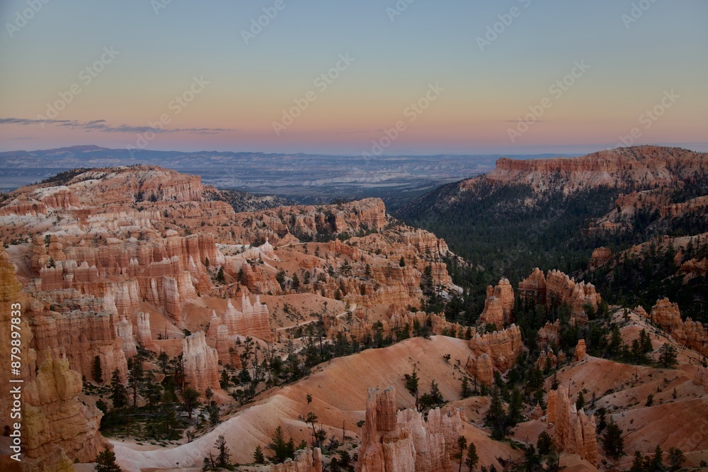 Fototapeta premium Sunset in Bryce Canyon National Park, Utah