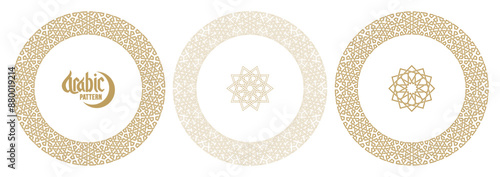 Seamless circle frame pattern in authentic arabian style. Vector illustrations set