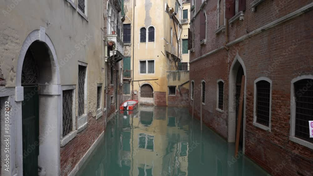 Exploring the Timeless Charm of Venice: Architectural Marvels and Coastal Beauty in the Adriatic Exploring the Timeless Charm of Venice: Architectural Marvels and Coastal Beauty in the Adriatic